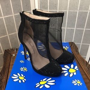 De Blossom,women,shoes,High heel ankle boots,mesh lining,frost black,Sz 7.5.!